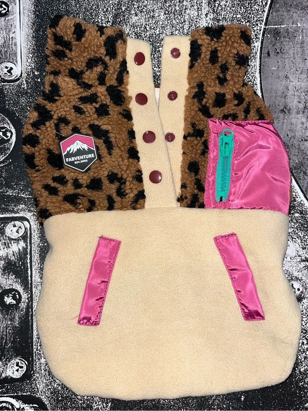 NWT Fabdog Vest